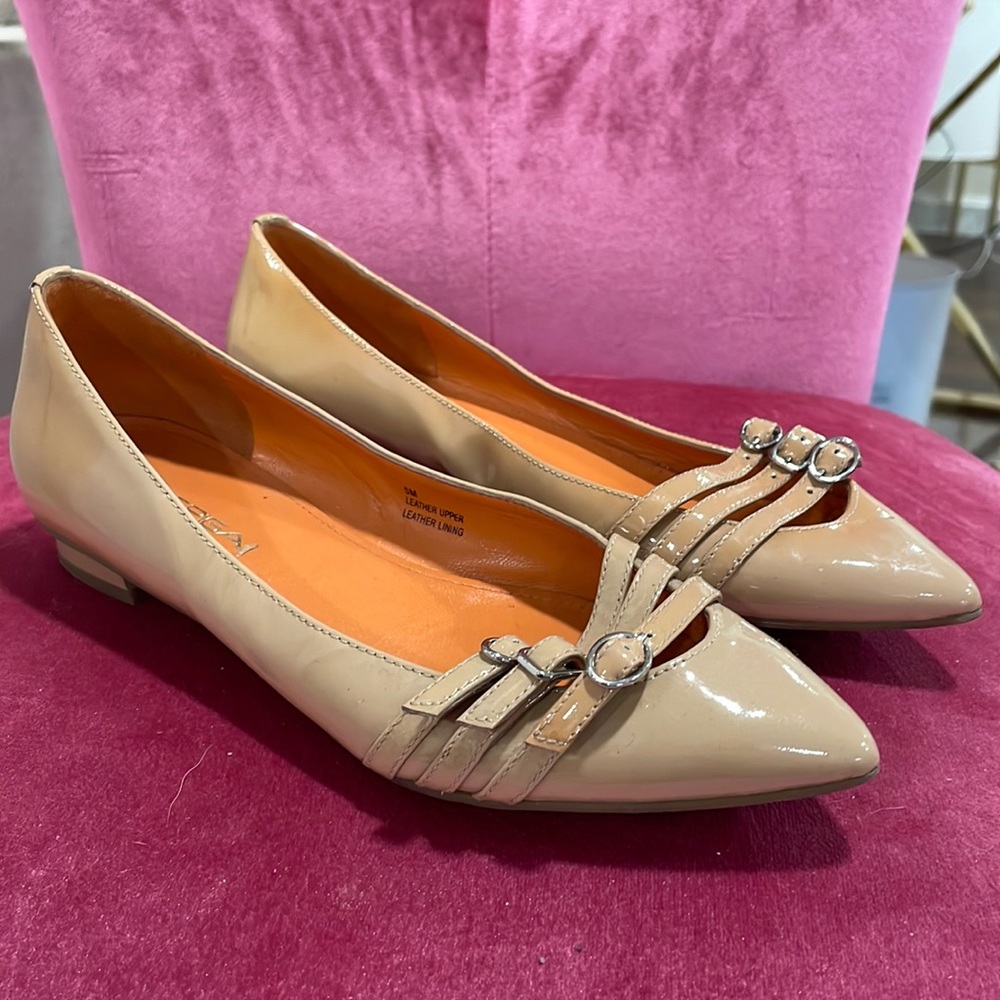 Via Spiga nude patent flats